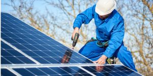 Installation Maintenance Panneaux Solaires Photovoltaïques à Guernes
